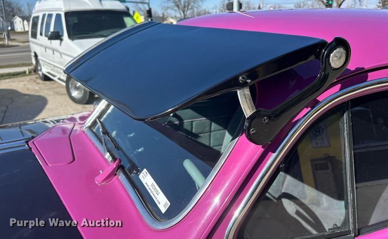 image for item MO9164 1948 Pontiac Silver Streak 