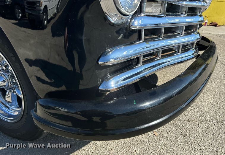 image for item MO9164 1948 Pontiac Silver Streak 