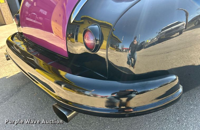 image for item MO9164 1948 Pontiac Silver Streak 