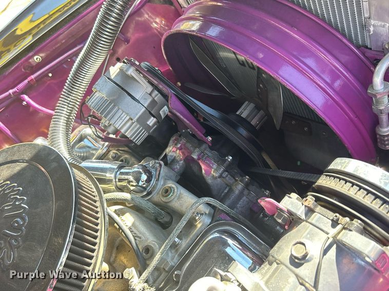 image for item MO9164 1948 Pontiac Silver Streak 