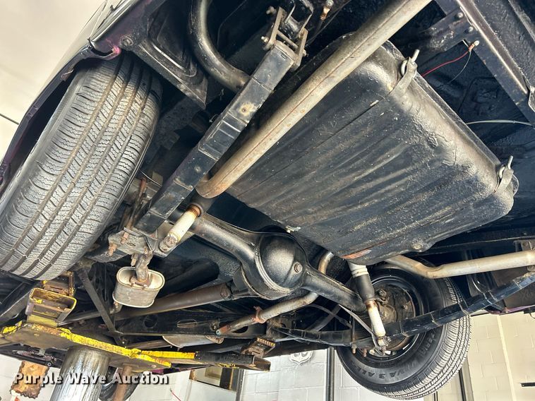 image for item MO9164 1948 Pontiac Silver Streak 