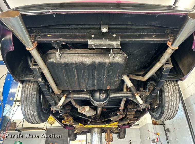 image for item MO9164 1948 Pontiac Silver Streak 