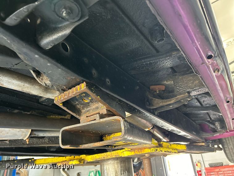 image for item MO9164 1948 Pontiac Silver Streak 