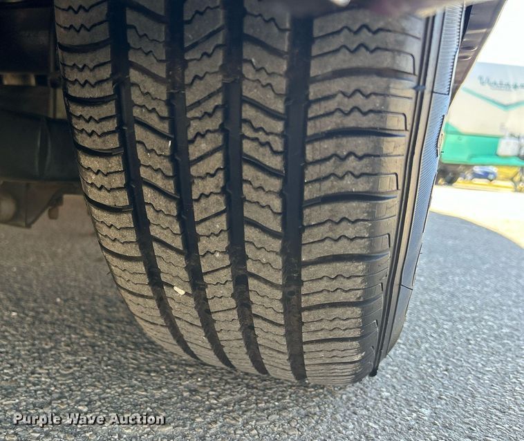 image for item MO9164 1948 Pontiac Silver Streak 