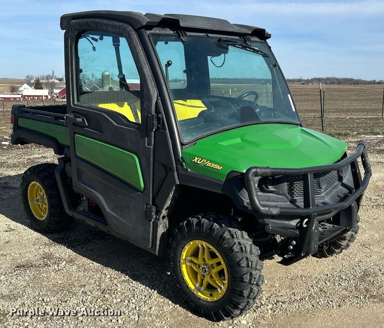 image for item MO9172 2018 John Deere XUV 835M utility vehicle