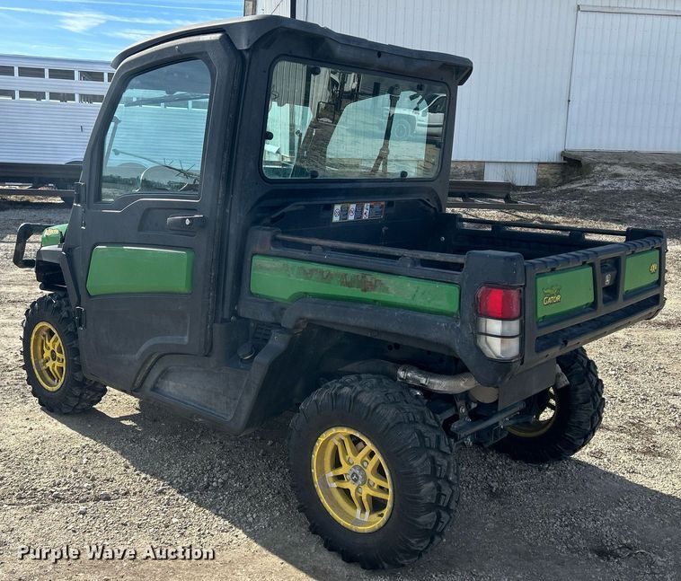 image for item MO9172 2018 John Deere XUV 835M utility vehicle