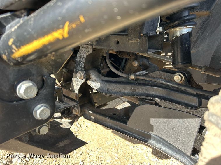 image for item MO9172 2018 John Deere XUV 835M utility vehicle