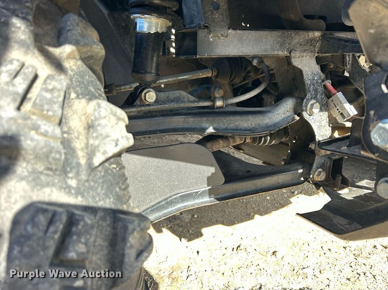 image for item MO9172 2018 John Deere XUV 835M utility vehicle