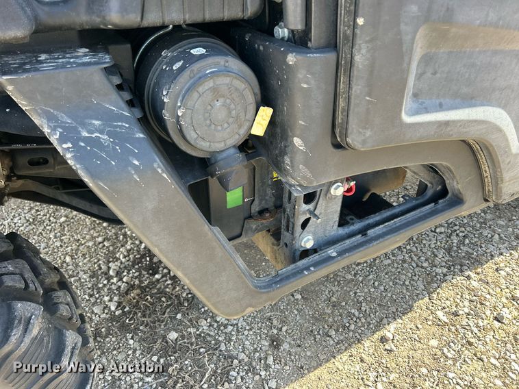 image for item MO9172 2018 John Deere XUV 835M utility vehicle