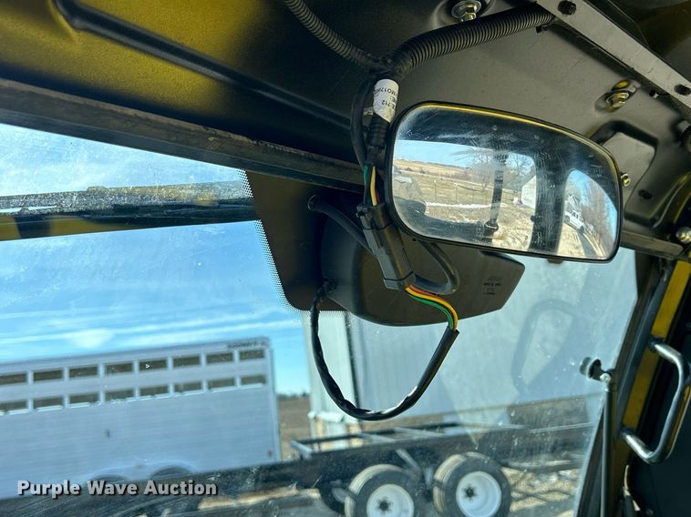 image for item MO9172 2018 John Deere XUV 835M utility vehicle