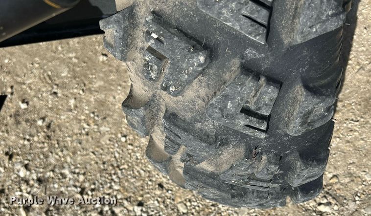 image for item MO9172 2018 John Deere XUV 835M utility vehicle