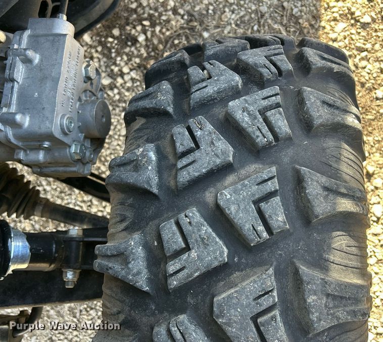 image for item MO9172 2018 John Deere XUV 835M utility vehicle