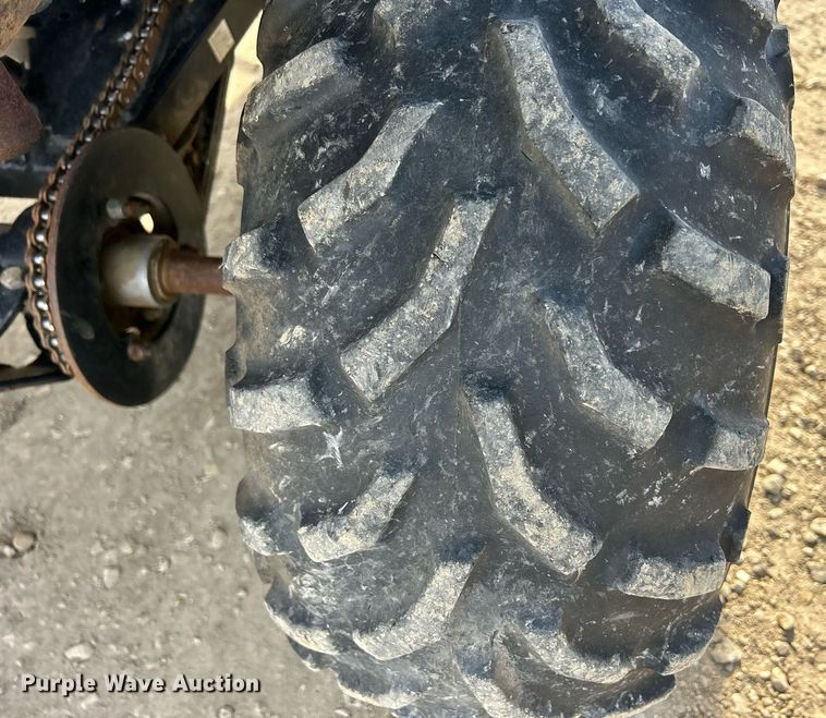 image for item MO9174 Polaris  Xplorer 400 ATV