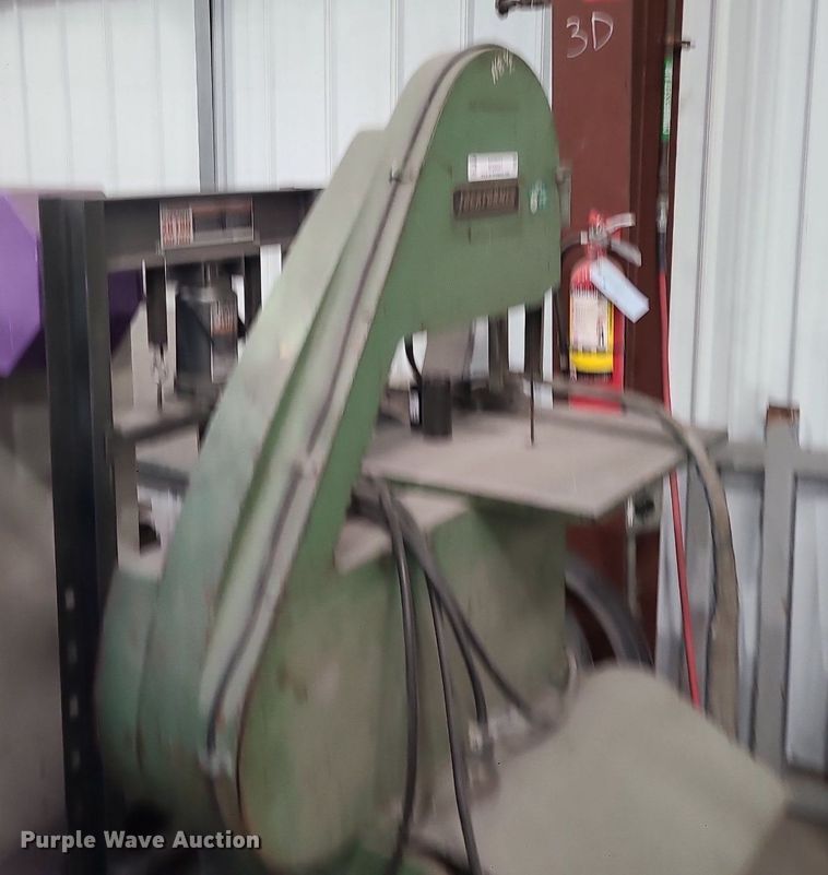 image for item MQ9631 Lockformer 24S bandsaw  