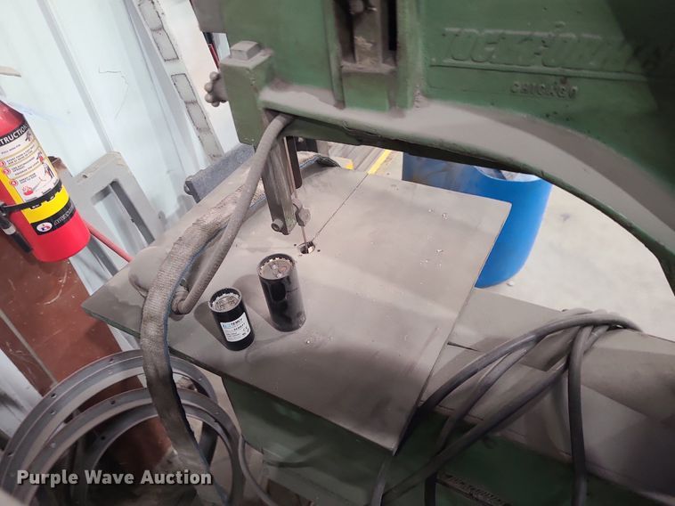 image for item MQ9631 Lockformer 24S bandsaw  