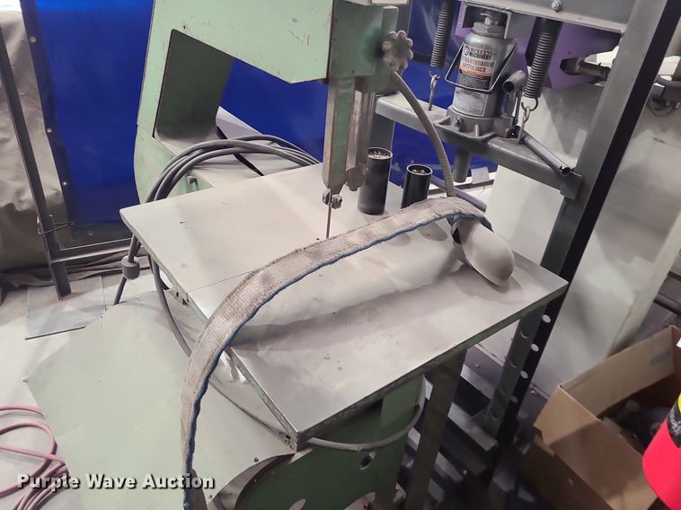 image for item MQ9631 Lockformer 24S bandsaw  