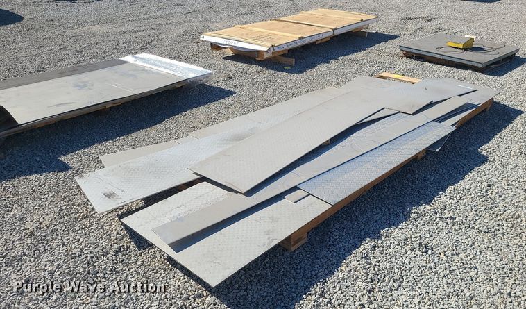 image for item MQ9638 Aluminum tread plate