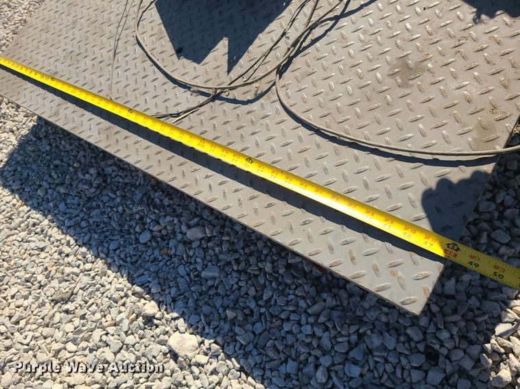 image for item MQ9638 Aluminum tread plate