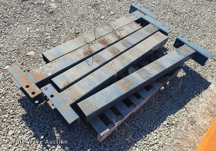 image for item MQ9641 Cantilever rack