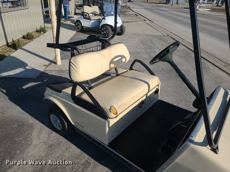 image for item MQ9662 Club Car golf cart