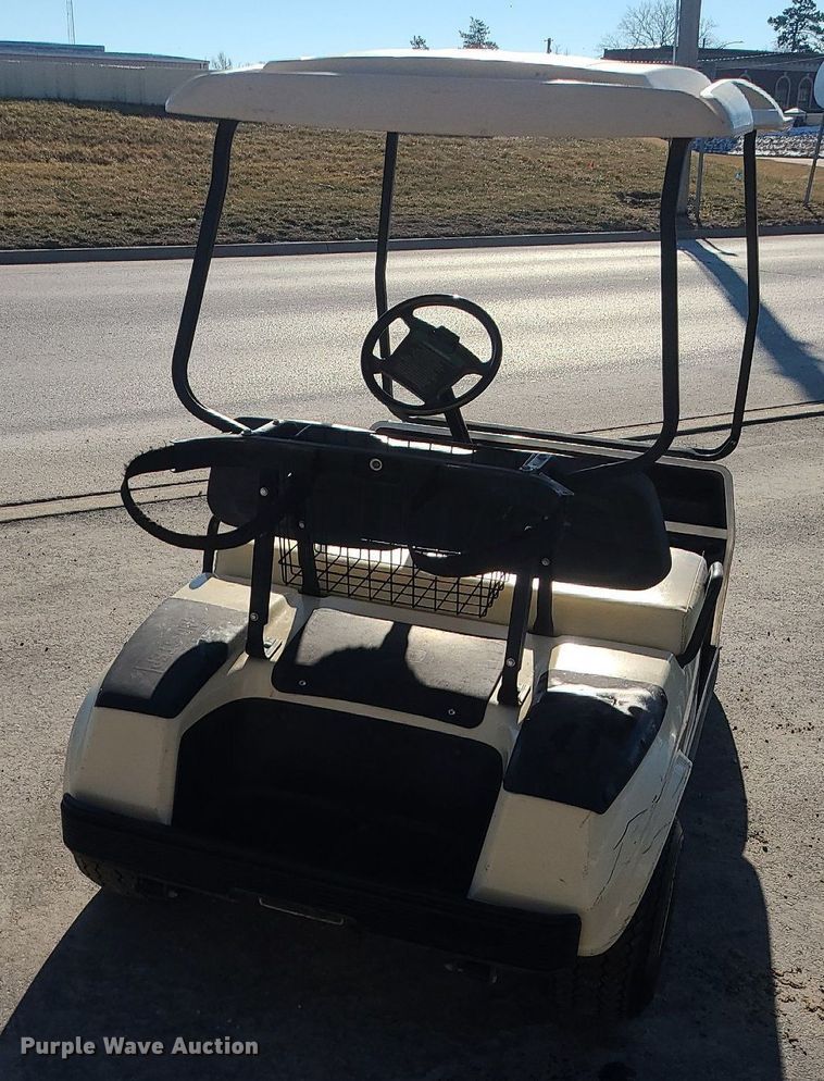 image for item MQ9663 Club Car golf cart