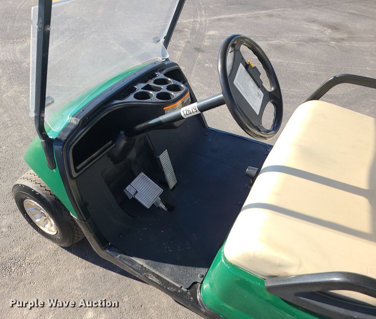 image for item MQ9664 2008 Yamaha YDRA golf cart