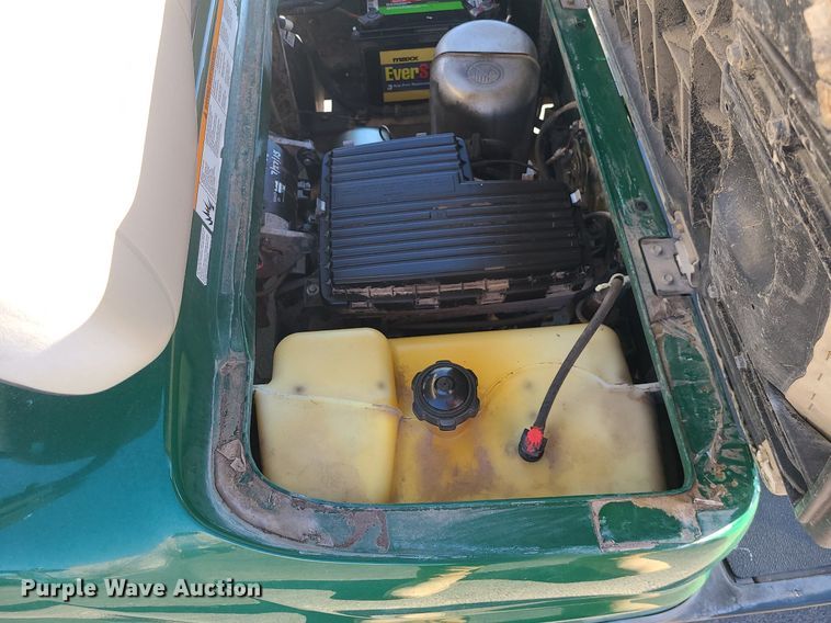 image for item MQ9664 2008 Yamaha YDRA golf cart