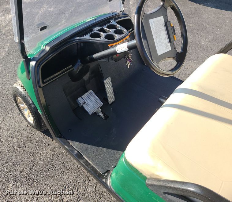 image for item MQ9667 2008 Yamaha YDRA golf cart