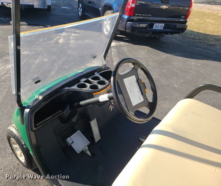 image for item MQ9667 2008 Yamaha YDRA golf cart