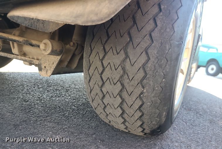 image for item MQ9667 2008 Yamaha YDRA golf cart