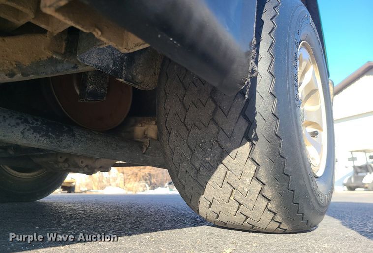 image for item MQ9667 2008 Yamaha YDRA golf cart