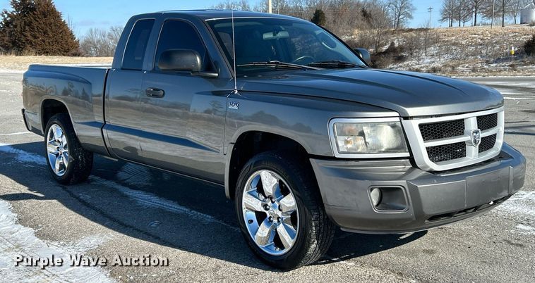 image for item NE9730 2010 Dodge Dakota Ext. Cab pickup truck