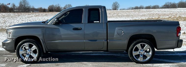 image for item NE9730 2010 Dodge Dakota Ext. Cab pickup truck