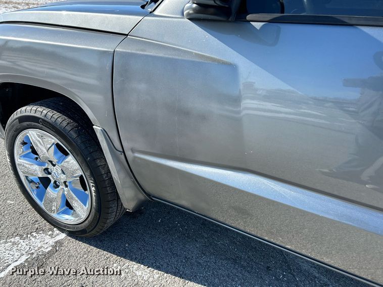 image for item NE9730 2010 Dodge Dakota Ext. Cab pickup truck