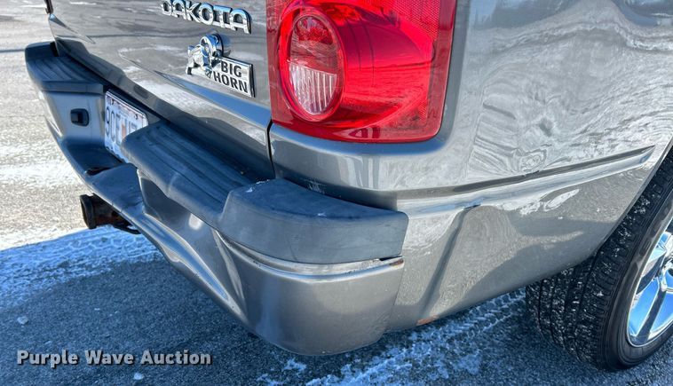 image for item NE9730 2010 Dodge Dakota Ext. Cab pickup truck