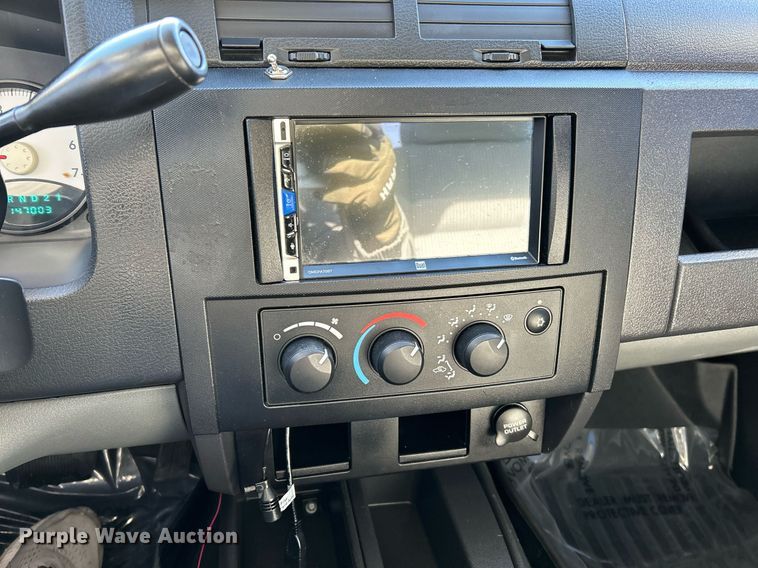 image for item NE9730 2010 Dodge Dakota Ext. Cab pickup truck