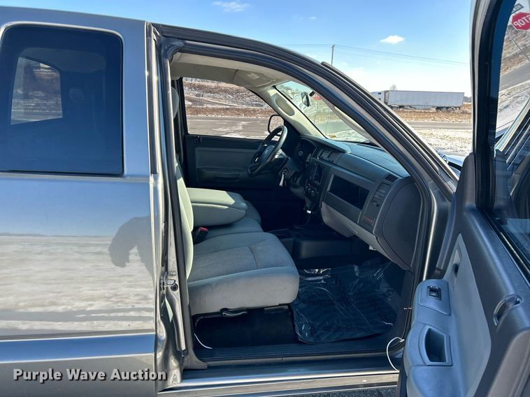 image for item NE9730 2010 Dodge Dakota Ext. Cab pickup truck