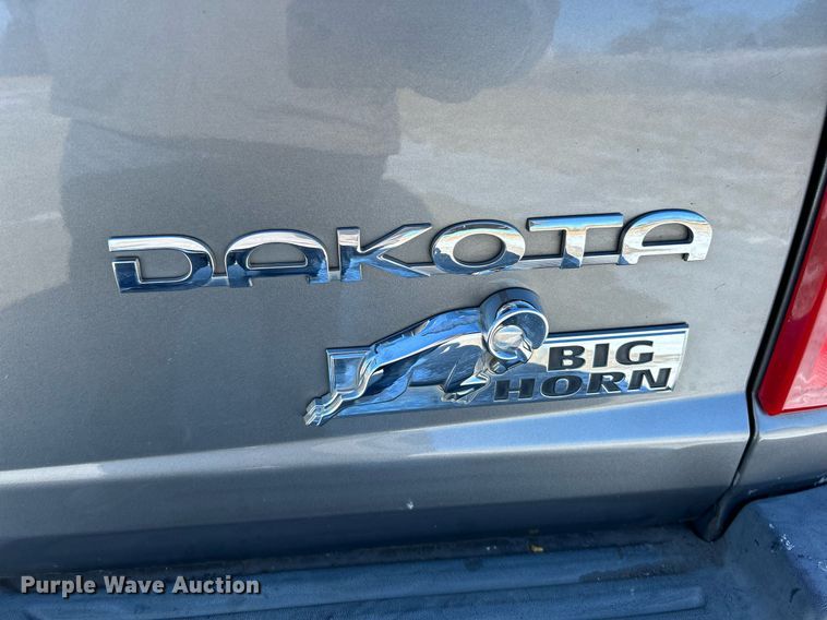 image for item NE9730 2010 Dodge Dakota Ext. Cab pickup truck