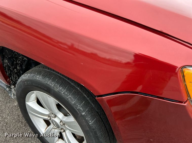 image for item NE9767 2012 Jeep Compass SUV