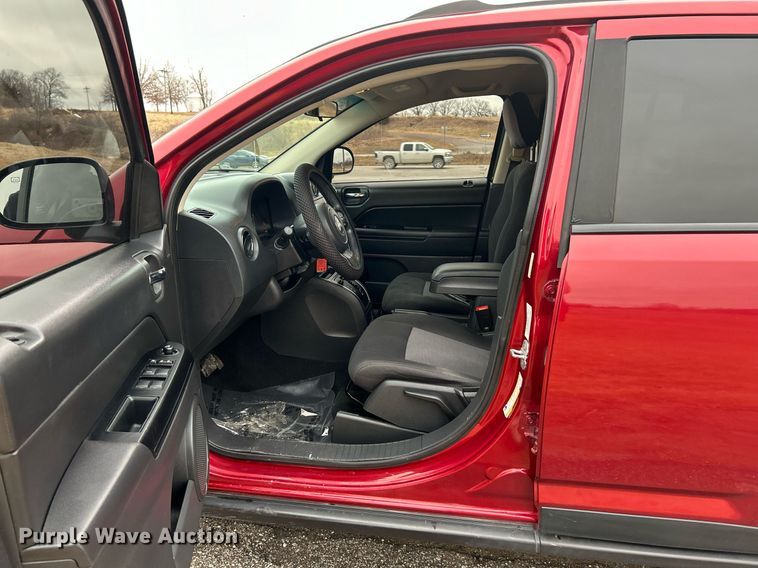 image for item NE9767 2012 Jeep Compass SUV