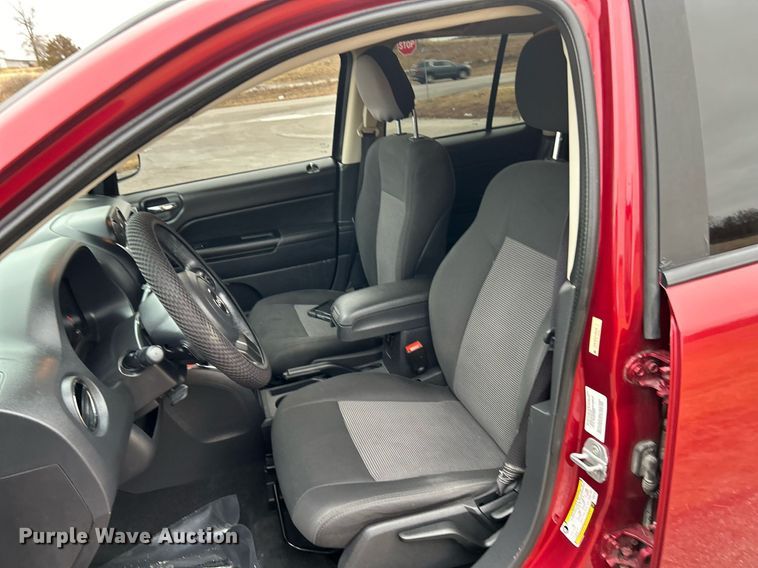 image for item NE9767 2012 Jeep Compass SUV