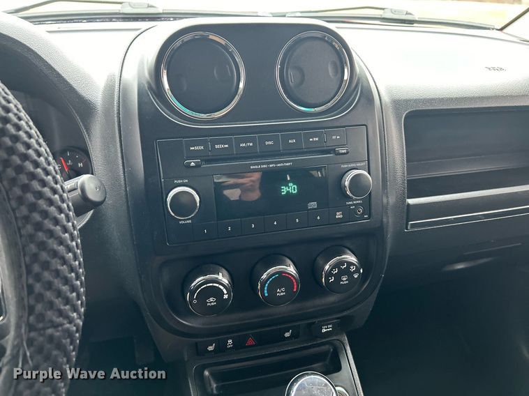 image for item NE9767 2012 Jeep Compass SUV