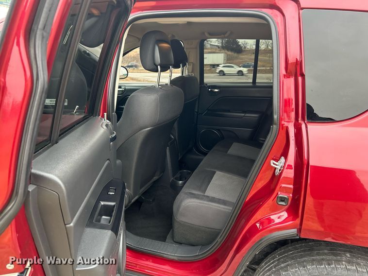 image for item NE9767 2012 Jeep Compass SUV