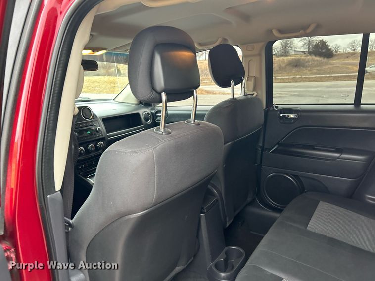 image for item NE9767 2012 Jeep Compass SUV