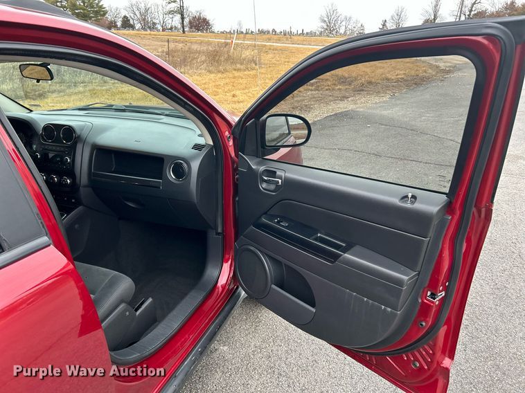 image for item NE9767 2012 Jeep Compass SUV