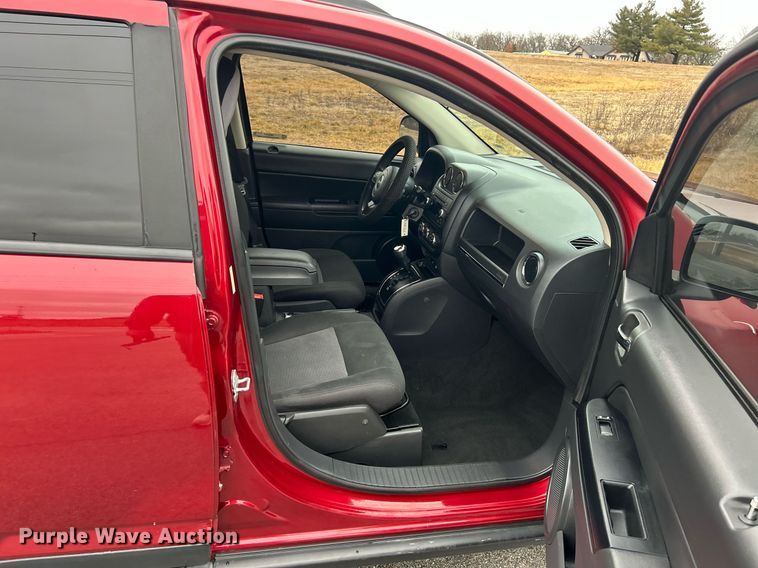 image for item NE9767 2012 Jeep Compass SUV