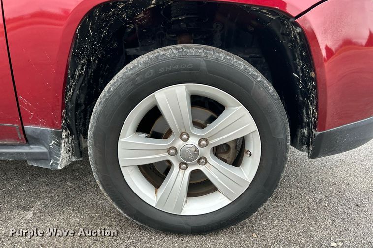 image for item NE9767 2012 Jeep Compass SUV