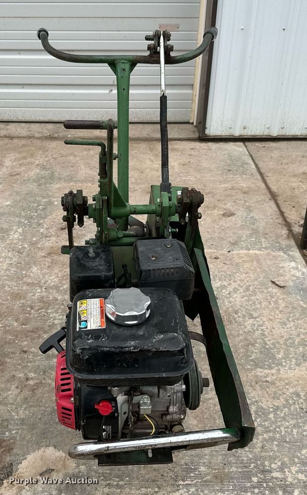 image for item NF9273 Ryan sod cutter