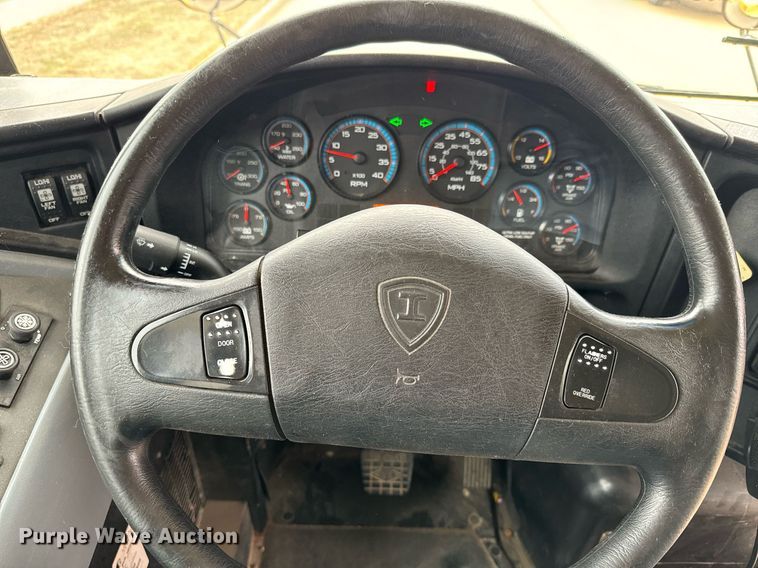 image for item NF9274 2009 International  PB10500 school bus