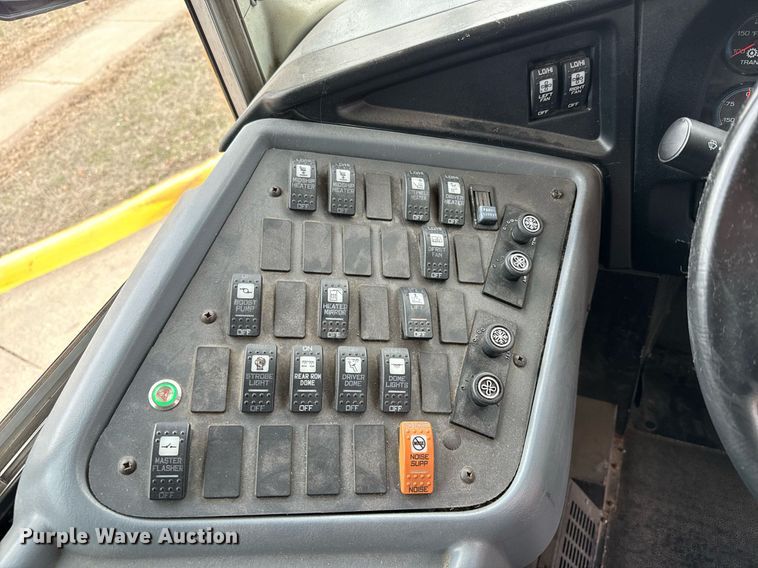 image for item NF9274 2009 International  PB10500 school bus